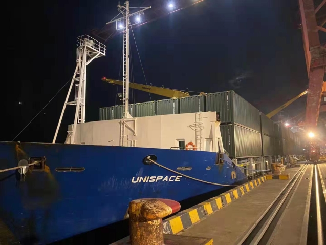 International sea freight vessel for UK to South Africa shipping